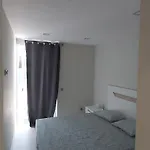 Apartman Amazing Tower 3 Castle Flat With Balcony *