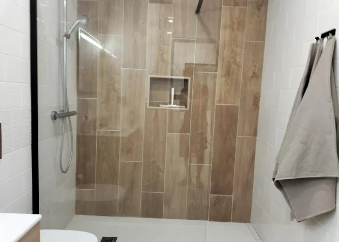 Amazing Tower 3 Castle Flat With Balcony Apartment